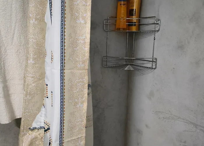 アパート The Daughters オリンピア